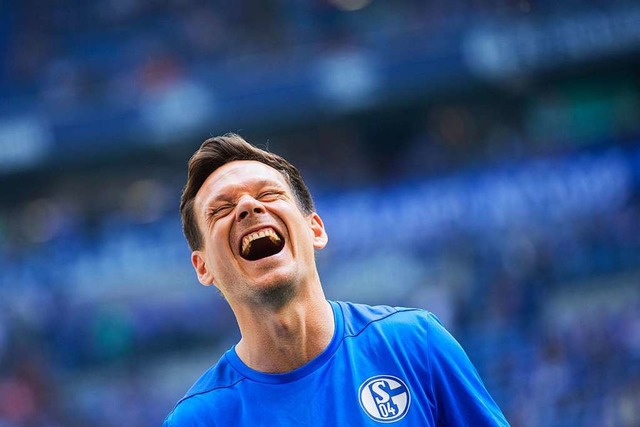 Sascha Riether, frher beim SC Freibur...ird weiterhin fr Schalke 04 arbeiten.  | Foto: Rolf Vennenbernd (dpa)
