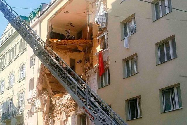 Polizei vermutet nach Explosion in Wien Verschttete unter Trmmern