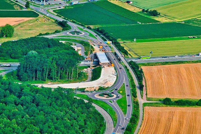 Die A5-Anschlussstelle Ringsheim/Rust ...t es an dieser Stelle dann eine Ampel.  | Foto: Martin Bildstein