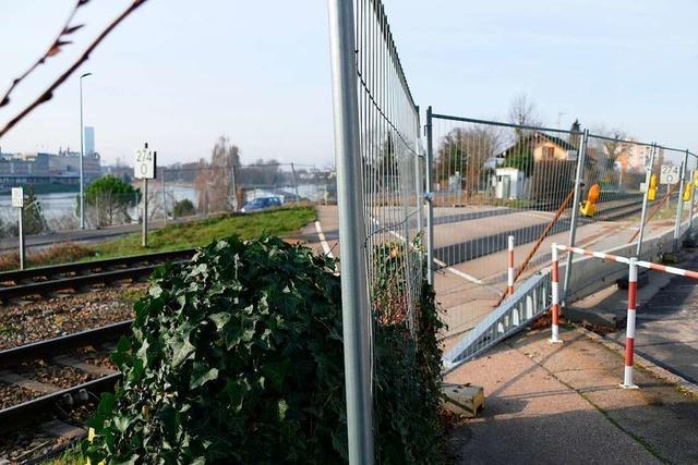 Bahnbergang Hrnle in Grenzach-Wyhlen wird zurckgebaut