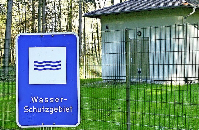 Wasserschutzgebiete sollen sicherstell...igen Stoffe ins Brunnenwasser kommen.   | Foto: Bernhard Rein