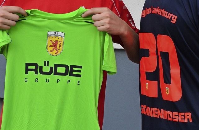 Erstmals vorgestellt:  die neue Trikot...Jugendfrdervereins Region Laufenburg   | Foto: Laufenburg