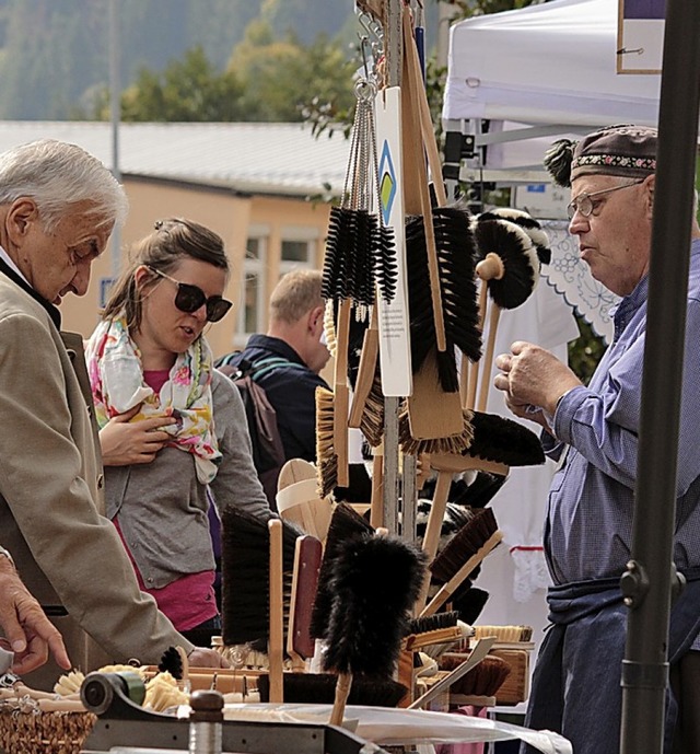 Auch die Brstenmacher werden beim Teg...aturpark-Markt wieder vertreten sein.   | Foto: Martin Klabund