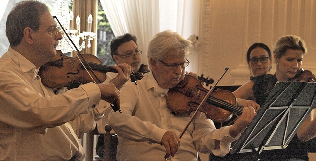 Mit sprhendem Spielwitz und sinfonisc...St. Blasien zu stehenden Ovationen hin  | Foto: Karin Stckl-Steinebrunner