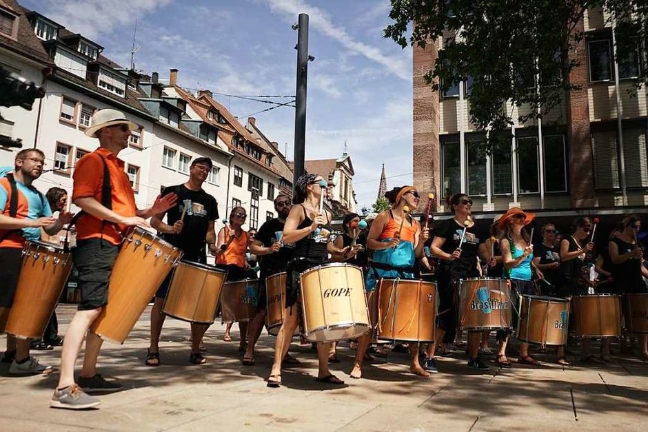 Freiburg stimmt ein (Foto: Linn-Marie Hahn) Freiburg stimmt ein (Foto: Linn-Marie Hahn)