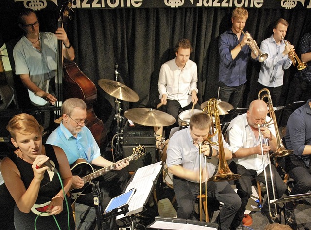 Eine Swing-Matinee mit dem Big Sound O...loss die Konzertsaison im Jazztone ab. | Foto: Thomas Loisl Mink Eine Swing-Matinee mit dem Big Sound O...loss die Konzertsaison im Jazztone ab. | Foto: Thomas Loisl Mink