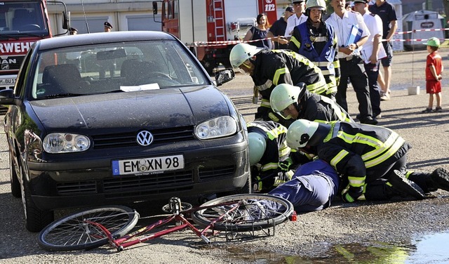 Vollen Einsatz  trotz groer Hitze zei...iegel. Hier eine Gruppe aus Waldkirch.  | Foto: Christiane Franz