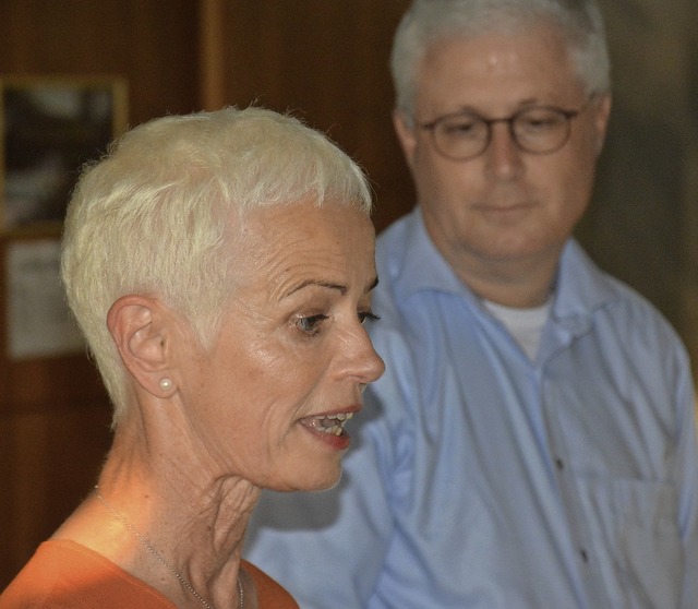 Brigitte Klinkert bei ihrer Ansprache im Weiler Rathaus   | Foto: Hannes Lauber