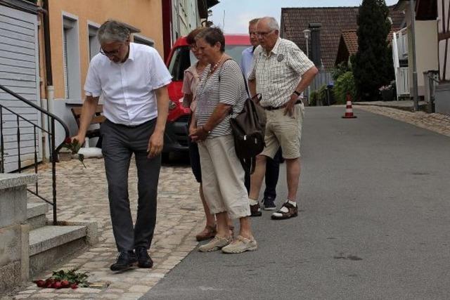 Sehr wrdige Gedenkfeier