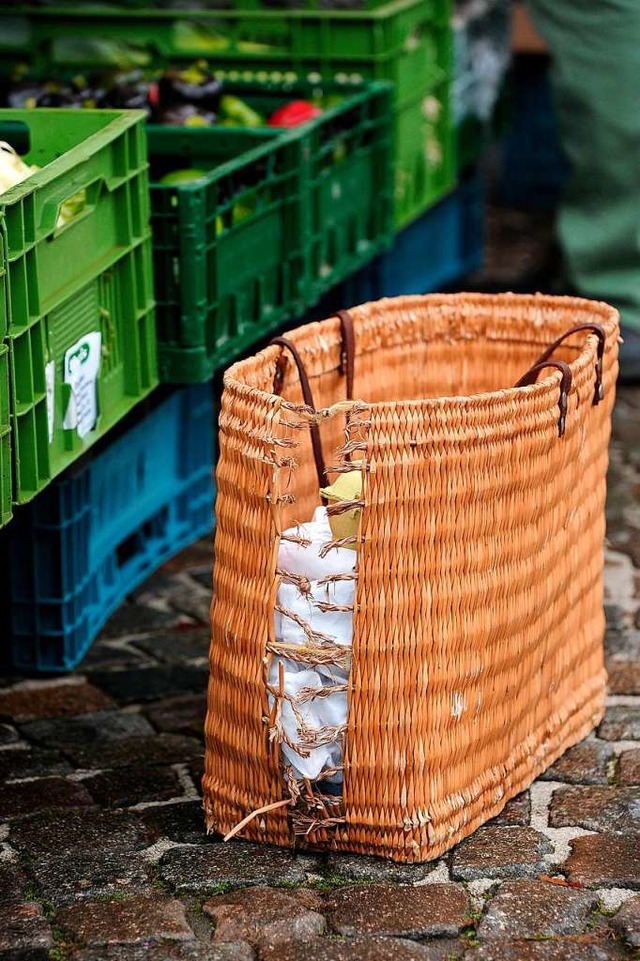 Marktstände gibt’s zukünftig auch auf dem Rathausplatz. | Foto: Bettina Schaller Marktstände gibt’s zukünftig auch auf dem Rathausplatz. | Foto: Bettina Schaller