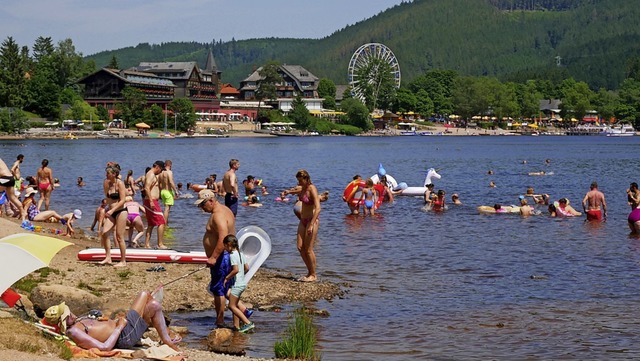 Sonne satt wie hier am Titisee gab es im Juni gleich an mehreren Tagen.  | Foto: Eva Korinth