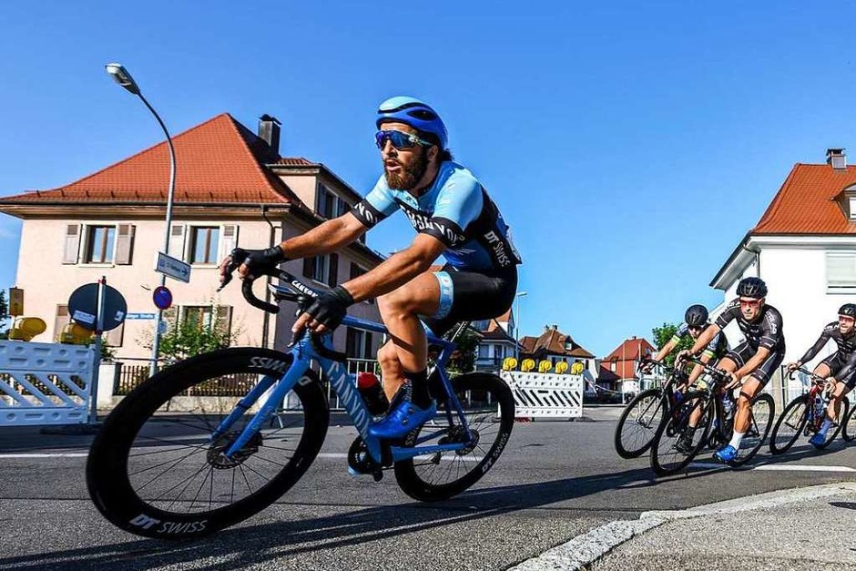 Kategorien von Elite über Junioren, Jedermann bis Paracycling – die Bandbreite in Rheinfelden war wie gewohnt groß. (Foto: Gerd Gruendl) Kategorien von Elite über Junioren, Jedermann bis Paracycling – die Bandbreite in Rheinfelden war wie gewohnt groß. (Foto: Gerd Gruendl)