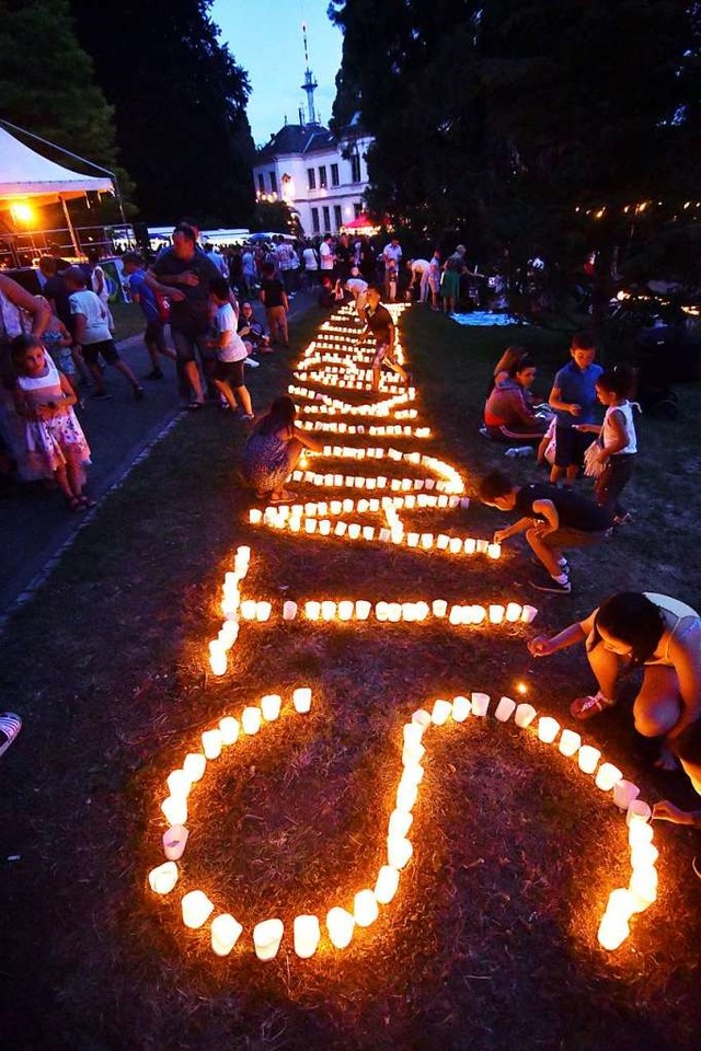 Tausende von Becherkerzen geben dem Lichterfest seinen Namen.  | Foto: Wolfgang Knstle
