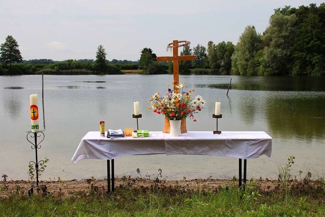 Der Altar am Wasser  | Foto: Axel Reibel