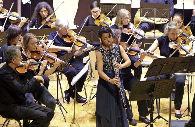 Mit betrendem Wohlklang spielten die ...adenkonzert in der Wehrer Stadthalle.   | Foto: Roswitha Frey