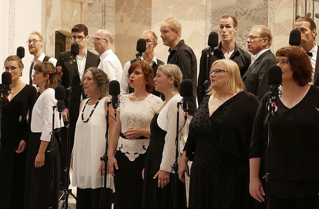 Der Jazz-Chor Freiburg gab unter Leitu...r ein facettenreiches Konzert im Dom.   | Foto: Michael Gottstein