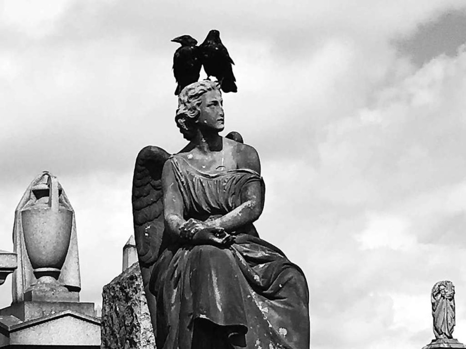 Eine Statue auf dem viktorianischen Friedhof Necropolis.  | Foto: Finlay Easson-Brausch
