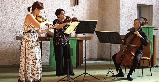 Etsuko Kimura, Katja Schill-Mahni und Tomohisa Yano beim Kammerkonzert.  | Foto: Hildegard Karig