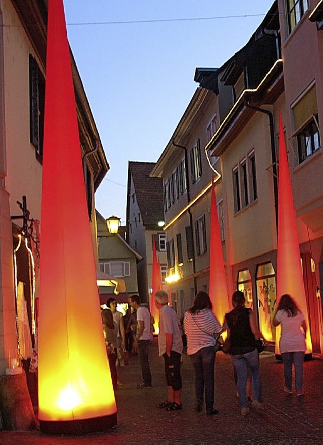 Leuchtende Kegel: Kirchgasse in Oberkirch  | Foto: Promo 