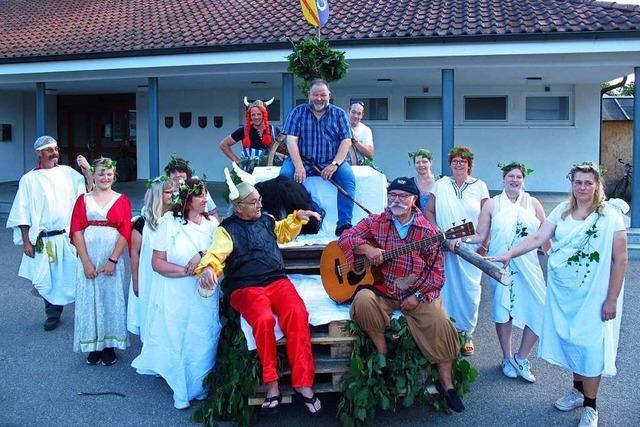 Wie bei Asterix: Gallischer Festzug fr Niedereggener Ortsvorsteher