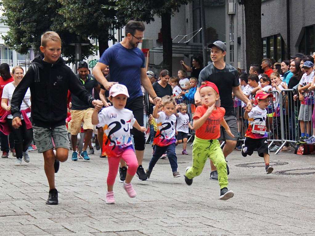 Gute Stimmung beim 15. Trompeterlauf durch Bad Sckingen