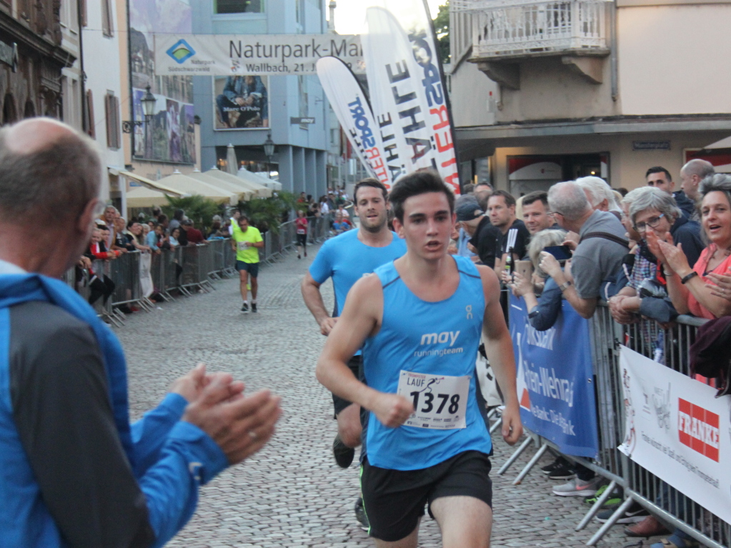 Gute Stimmung beim 15. Trompeterlauf durch Bad Sckingen