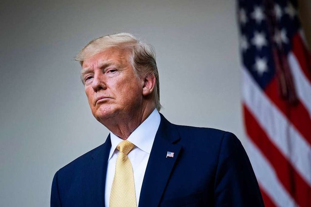 Trump will nun einen anderen Weg gehen - und von einer Niederlage nichts wissen.  | Foto: BRENDAN SMIALOWSKI (AFP)