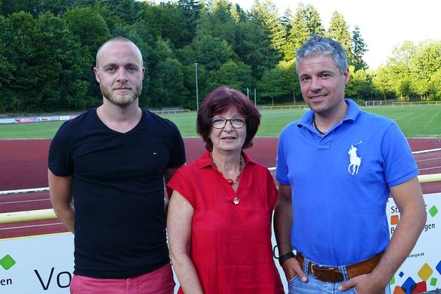 Dominik Wunderle (links), Helena Joos ...chaft beim FC 08 Bad Sckingen geehrt.  | Foto: Hrvoje Miloslavic