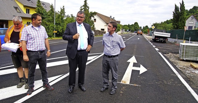 Die B3 zwischen Kenzingen und Malterdi...n links) trafen sich vor Hecklingen.    | Foto: Ilona Hge