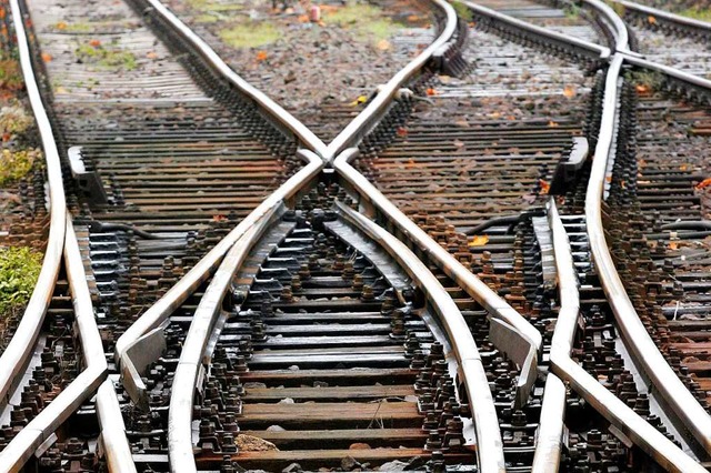 Im Zuge des Ausbaus der Rheintalbahn finden die Arbeiten statt.  | Foto: Jens Wolf