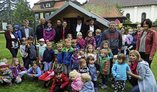 Der Kindergarten St. Stephan hat ein neues Spielhuschen.   | Foto: Kindergarten