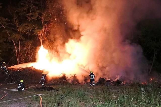 Neuenburger Feuerwehr verhindert Waldbrand