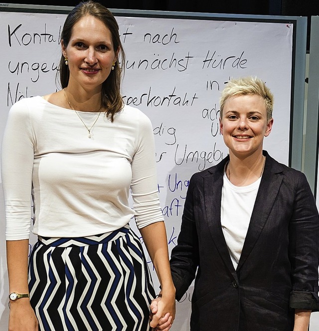 Constanze Wehner (links) und Uta Lambertz Hand in Hand  | Foto: Ansgar Taschinski