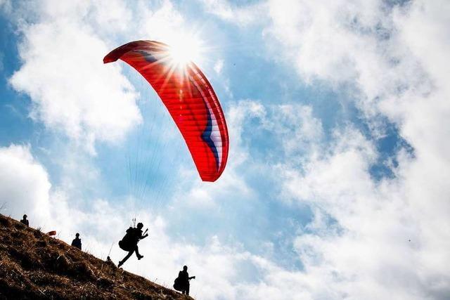 Gleitschirmflieger verursacht Stromausfall in Todtnau