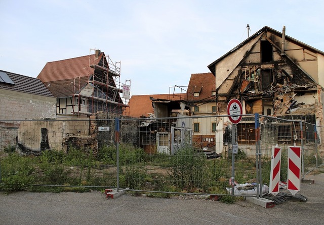 Am Ort des Grobrandes in Teningen sol.... Das Vorhaben ist nicht unumstritten.  | Foto: Annika Sindlinger