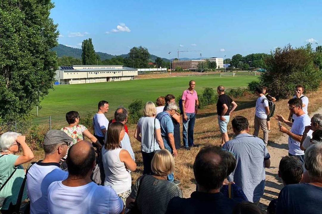 Das Stadion des Offenburger Fuball-Ve... Kinzig weg weitrumig zu verschieben.  | Foto: Helmut Seller