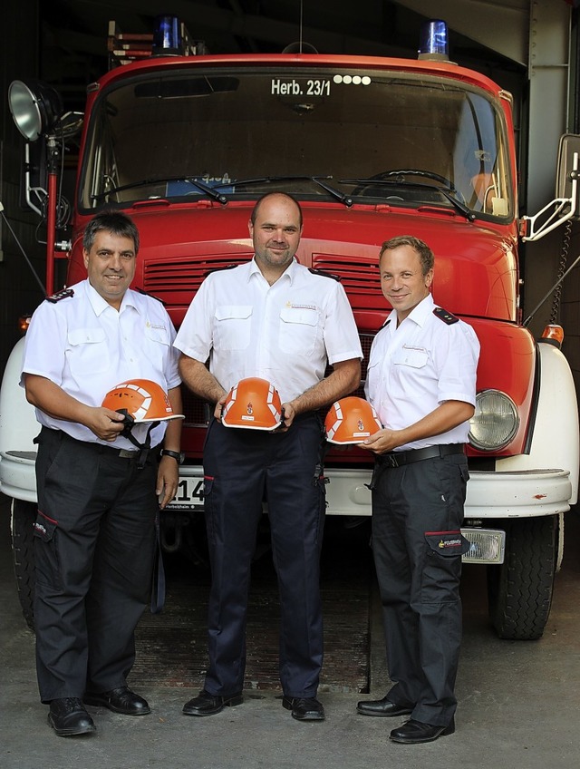 Martin Hmmerle, Michael Kpfer und Ni...Landesjugendfeuerwehrtag vor Ort vor.   | Foto: Annika Sindlinger