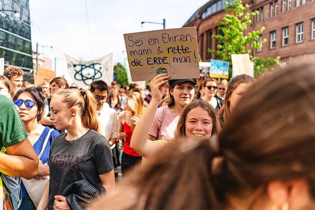 Im Mai demonstrierten Schlerinnen und...burg fr eine radikalere Klimapolitik.  | Foto: Fabio Smitka