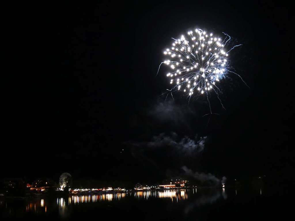 Gute Stimmung bei der Nacht in Wei.