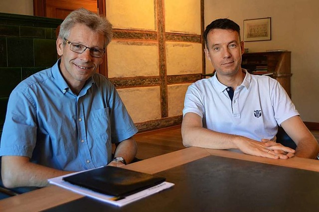 Walter Arndt (links) und Brgermeister Andreas Hall  | Foto: Horatio Gollin