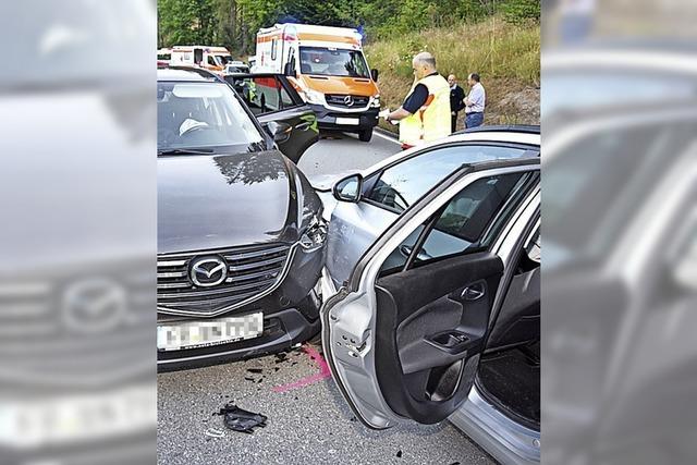 Drei Menschen schwer verletzt