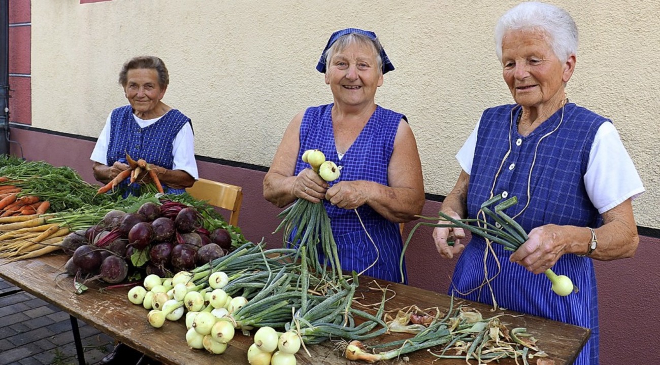 Gemüsewaschen mit Betonmischer und Bettrost - Eichstetten - Badische ...