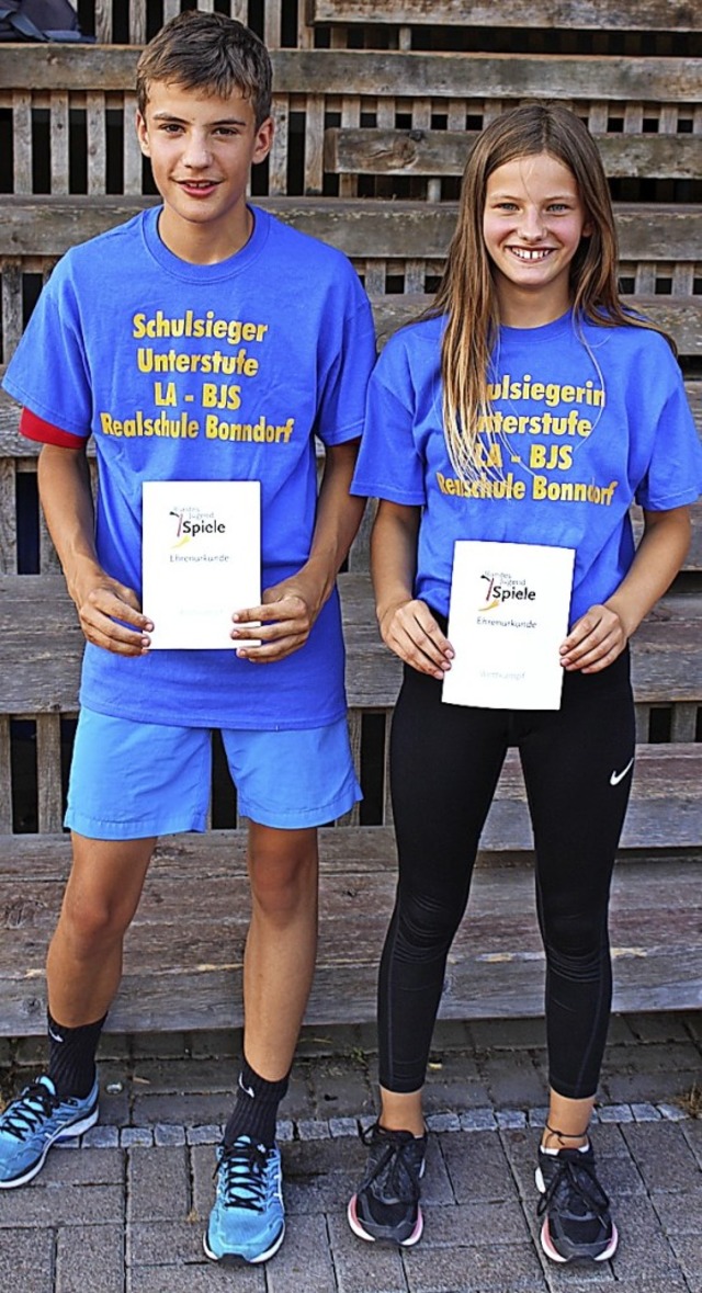 Unterstufensieger Mara Heer und Leon Duttlinger.   | Foto: Ulrike Dietsche