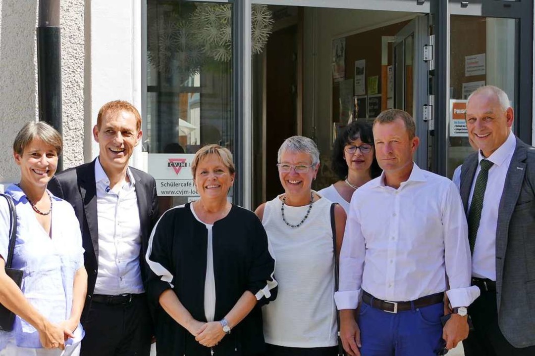 Kultusministerin Susanne Eisenmann bei...h auf dem Campus Rosenfels in Lrrach.  | Foto: Lukas Mller