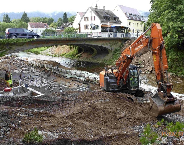 Am Pegel Freiburg-Ebnet wird derzeit e...fr Niedrig- und Mittelwasser gebaut.   | Foto: Regierungsprsidium Freiburg