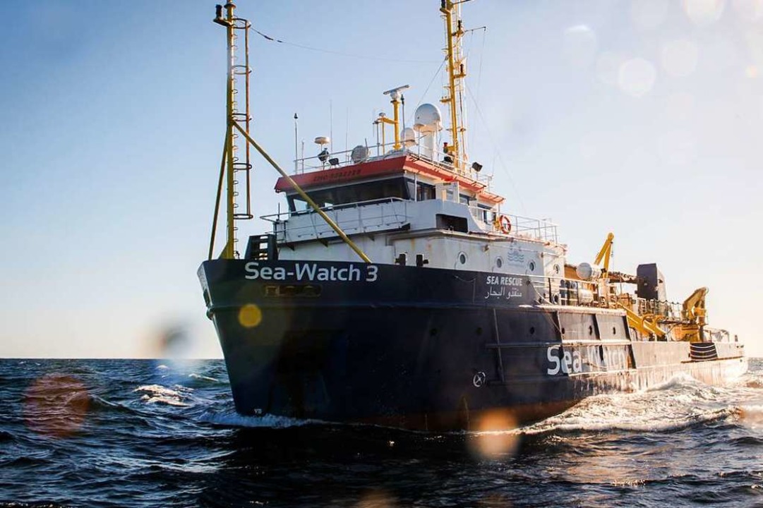 Der Verein &#8222;Sea Watch&#8220; ret...elmeer in Seenot geratene Flchtlinge.  | Foto: Chris Grodotzki , Jib Collective (dpa)