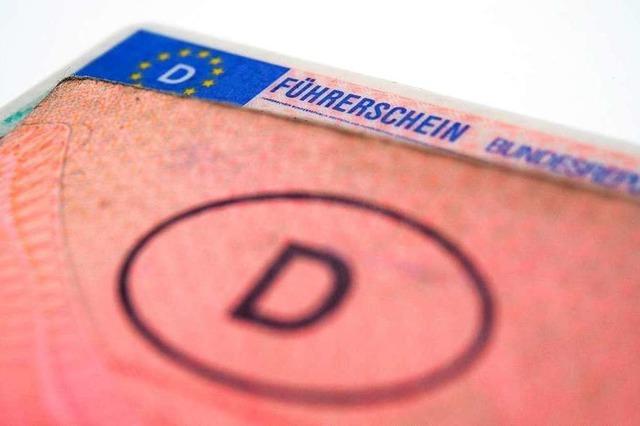 Polizei erkennt Mann ohne Fhrerschein am Steuer wieder