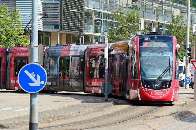 Fr 1,50 Euro knnen die Straenbahn-F...nd Freiburg nun drei Stationen fahren.  | Foto: Ingo Schneider