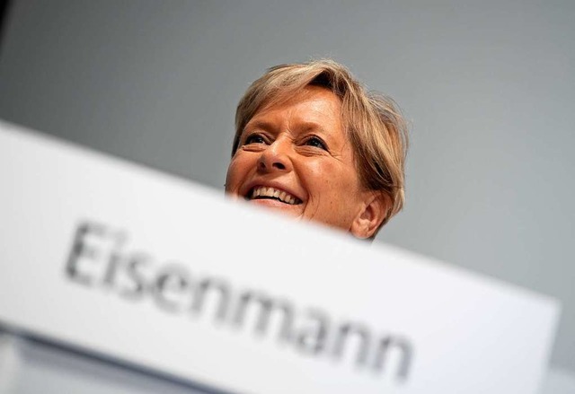 Mit Kultusministerin Susanne Eisenmann...Baden-Wrttemberg wieder an die Macht.  | Foto: Thomas Kienzle (dpa)