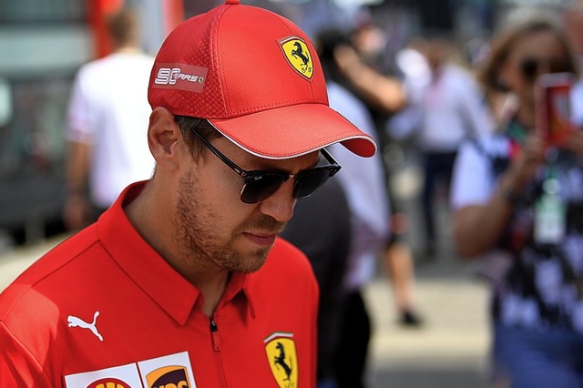 Musste in der Qualifikation frustriert...eben: Ferrari-Pilot Sebastian Vettel.   | Foto: Sebastian Gollnow (dpa)